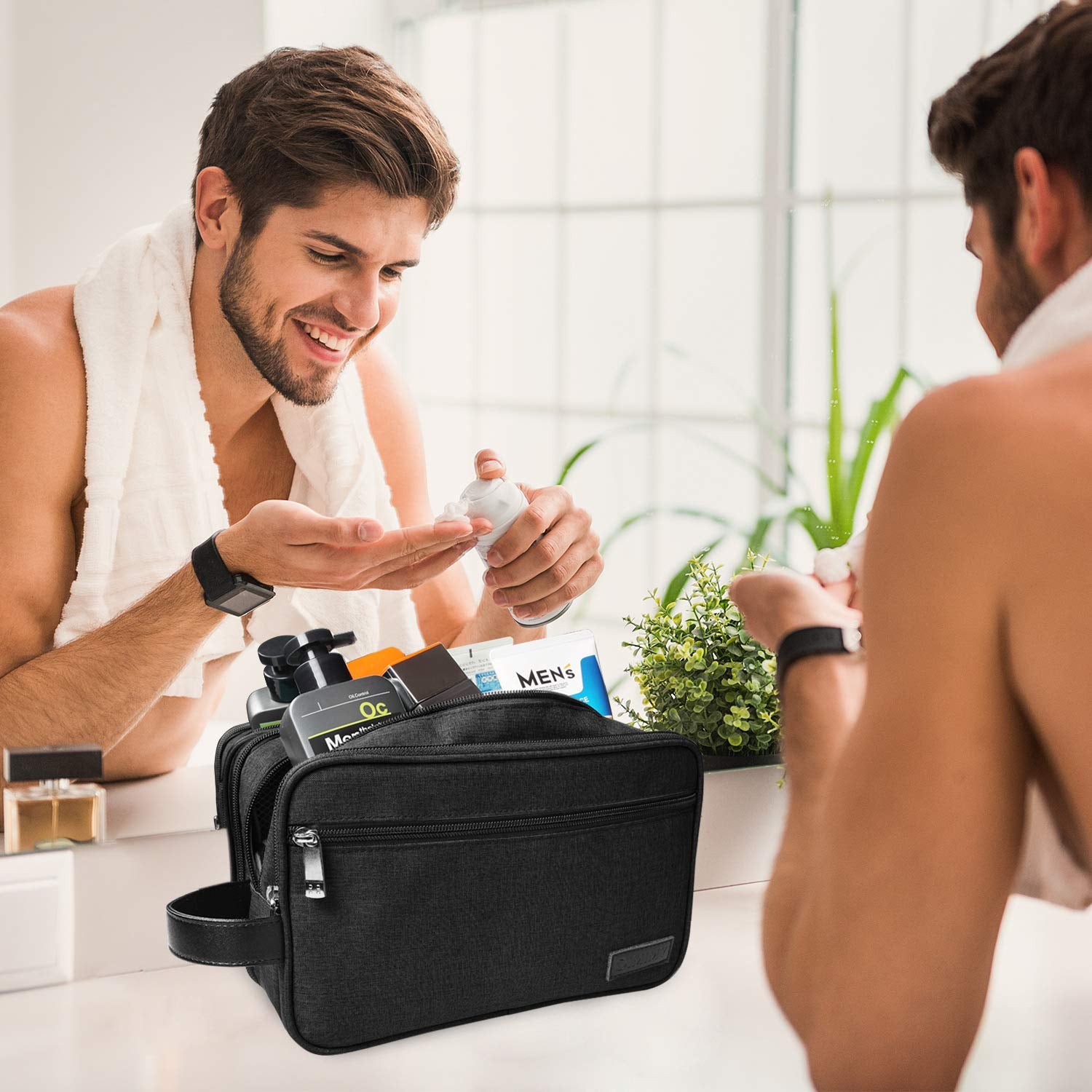 Premium Travel Toiletry Bag for Men and Women - Versatile Dopp Kit for Cosmetics and Grooming Essentials - Spacious Portable Organizer for Travel Accessories